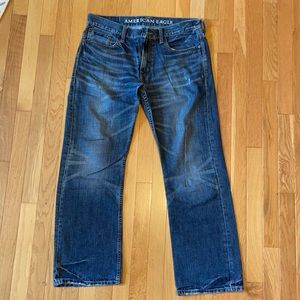 American Eagle relaxed blue jeans